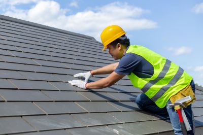 Skilled Roofing Technician